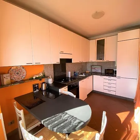 公寓 Casa Elvy Al *